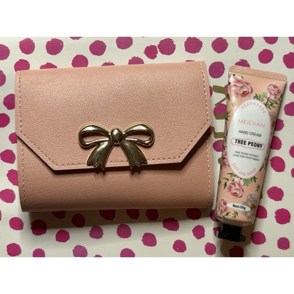Pink Solid Envelope Wallet with Gold Bow Accent + BONUS Lotion (new)